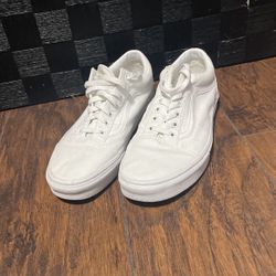 White Vanz Size 10.5