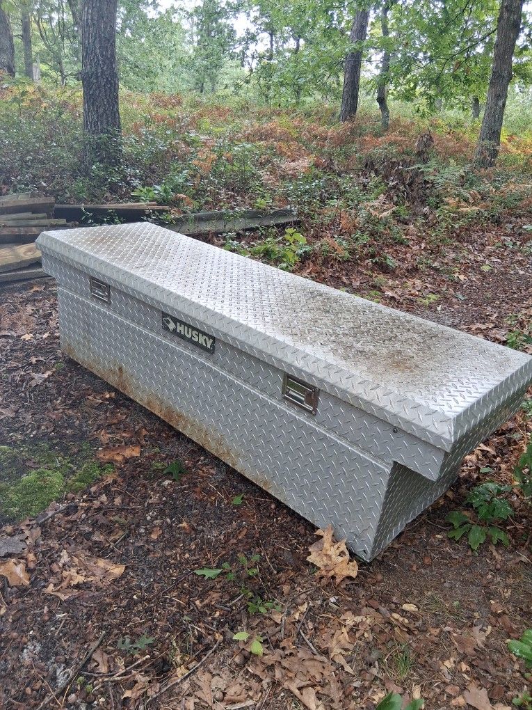 Husky Diamond Plate Tool Box