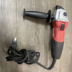 Milwaukee 4 1/2 Grinder Wired With Spanned Wrench