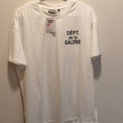 Gallery T-shirt