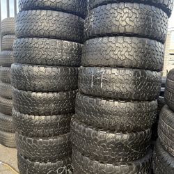 Vendo 285/70/R17 Bfgoodrich Las 4 Llantas Por $200