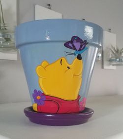 WINNIE THE POOH POT