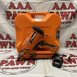 Paslode CF325XP Cordless Framing Nail Gun W/ Box, Charger & Nails 11057489