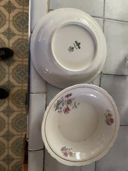 Antique Collectibles Bowls 