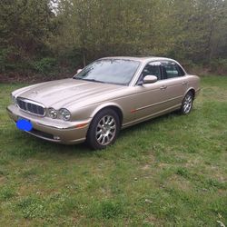 2004 Jaguar XJ8