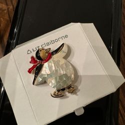Mother-of-Pearl Pin
