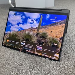 Beautiful Touchscreen Lenovo Yoga For Sale With Case And  Pen