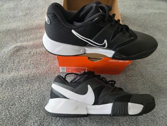 W COURT LITE 4