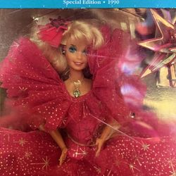 NEW Vintage BARBIE DOLL HAPPY HOLIDAY SPECIAL EDITION 1990 ‼️ BOX DAMAGED ‼️ Price Is FIRM ‼️ See HUGE Collection ALL MUST GO ‼️ See Pictures ..
