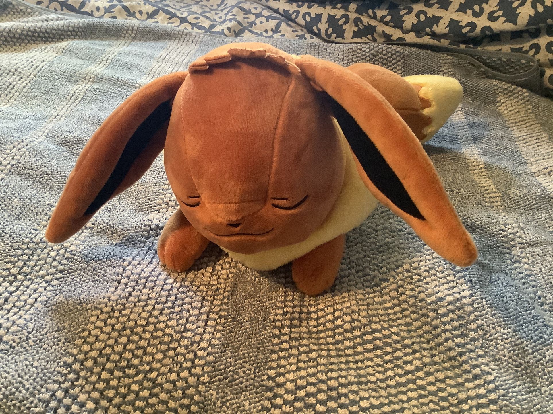 Like New 1997 Sleeping Eevee Pokémon Plush