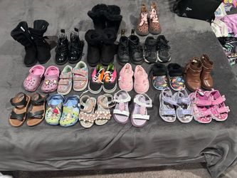 Girl shoes/boots/sandals