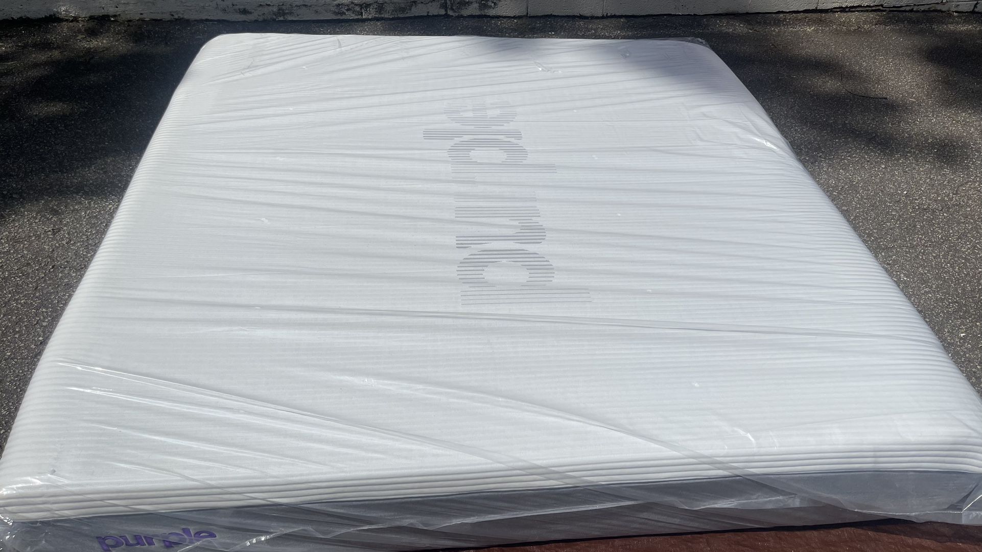 Purple Renew King Mattress - Like New!