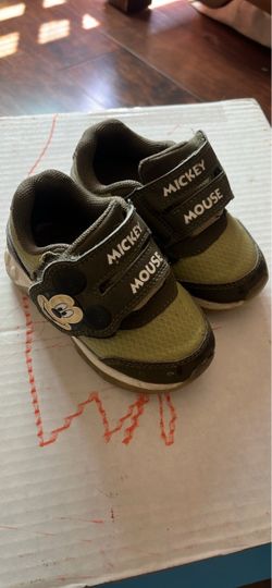 Toddler size 6. Mickey Mouse Shoes