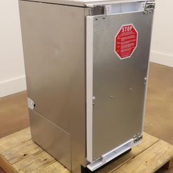 Ice maker (commercial)