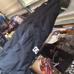DC Kids Snow Pants Size 4/5 Yrs Olds