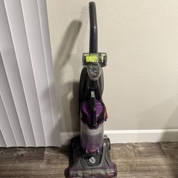 Bissell PowerLifter Swivel Vacuum