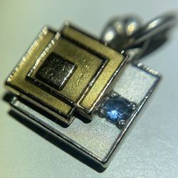 Vintage cTo 10 K Charm With Blue Stone