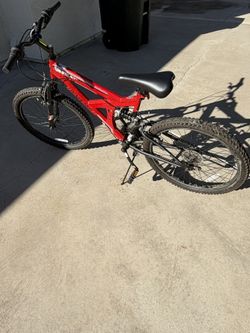 24” Red Dynacraft Gauntlet Boys Mountain Bike - Adventure-Ready for Ages 12+, Durable & Fun Ride