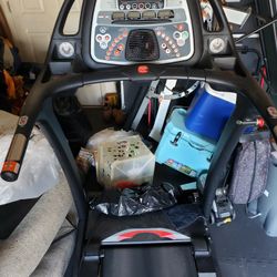 IRONMAN TREADMILL 