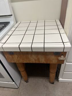 Rolling butchers block