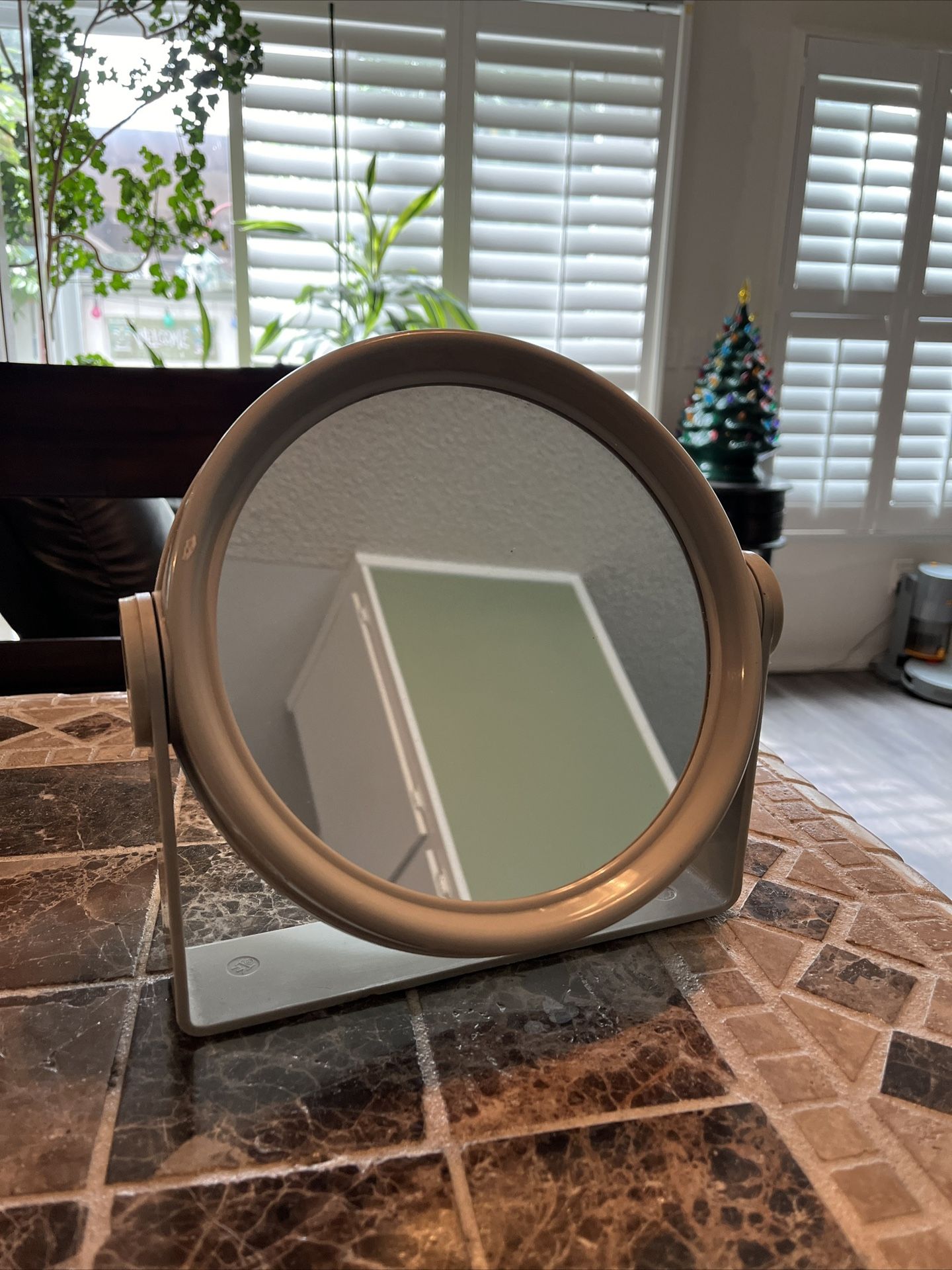 Round Cosmetic Mirror Two Sided