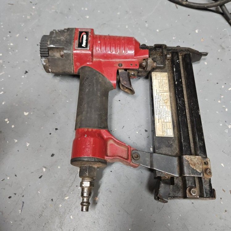 Air Trim Nailer