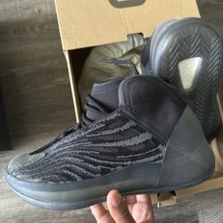 Adidas Yeezy QNTM Barium Basketball Sneakers Black GX1317 Onyx Size 5 Men