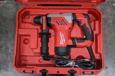 Milwaukee 5268-21 1-1/8" Corded Rotary Hammer Drill