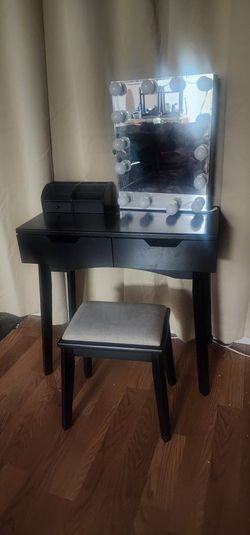Makeup Vanity