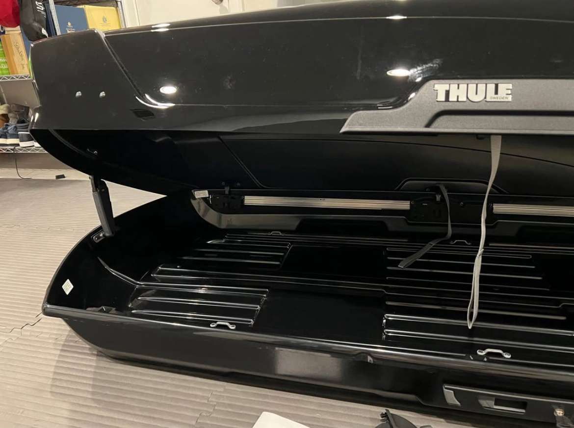 Thule-Motion-XXL-Cargo-Box