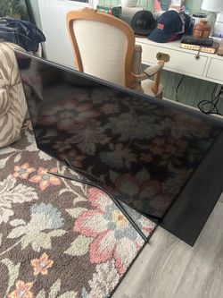 Samsung 55” Flat screen TV