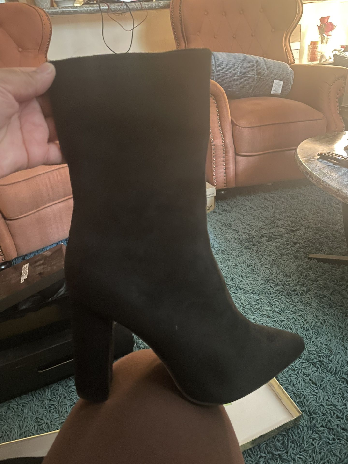 Short Boot/heels