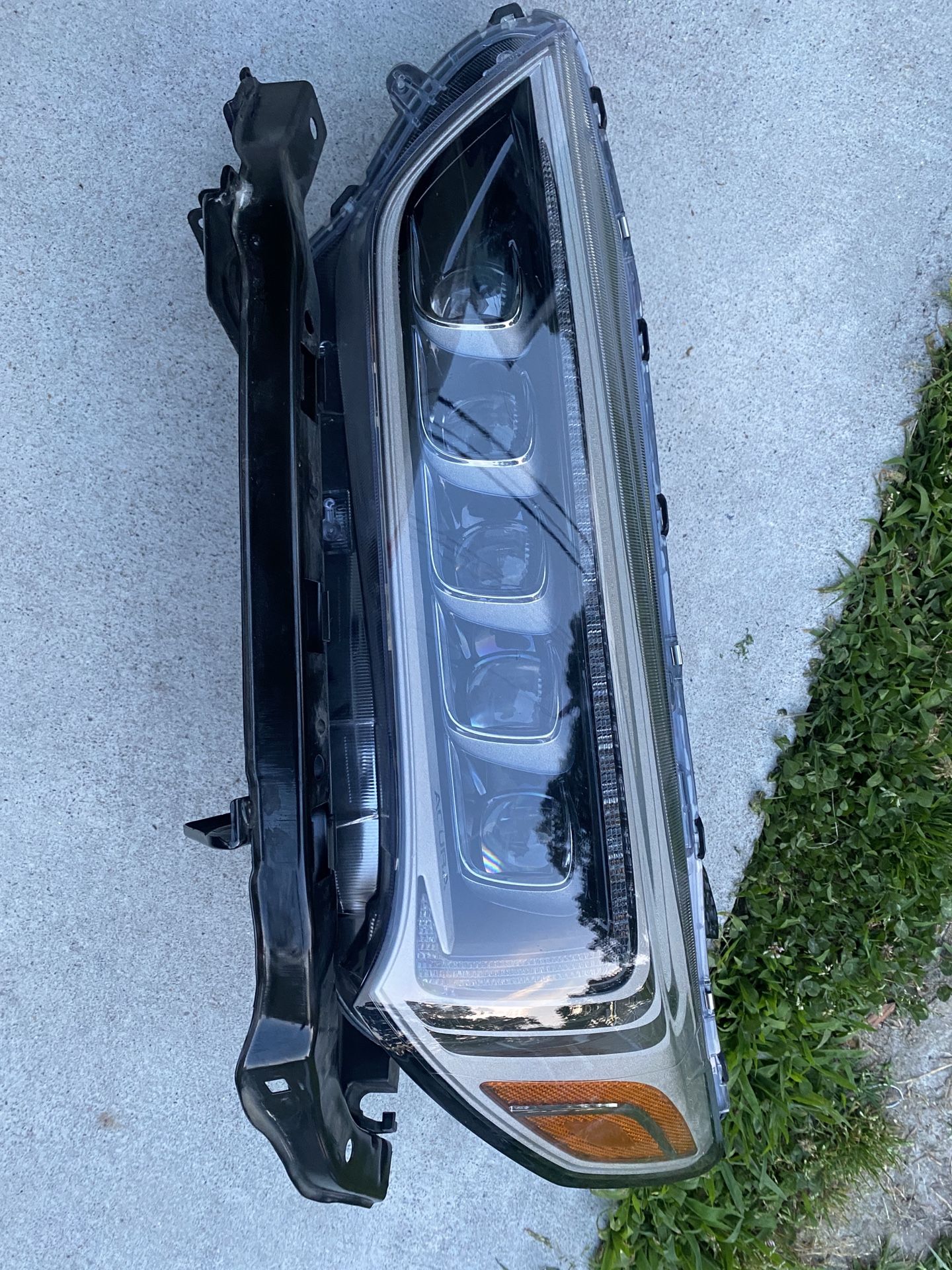 TLX headlight 