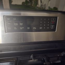 Stove And Micro Wave For Sale