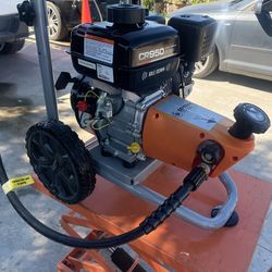 Husqvarna 3200 PSI gasoline pressure washer powered by a Briggs & Stratton CR950 series engine