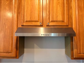 Stainless Steel Under-Cabinet Range Hood
