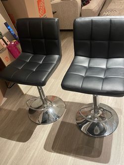 Set of 2 Black Barstools