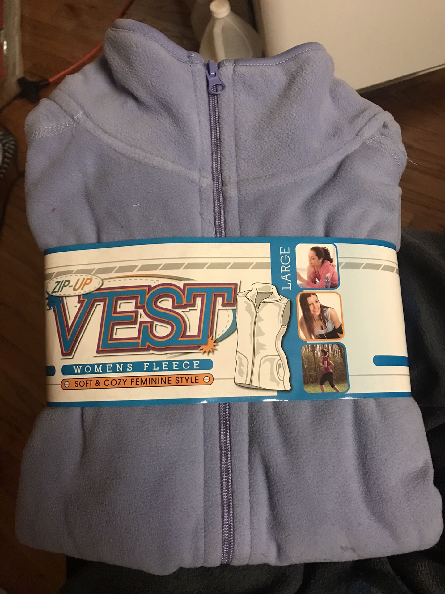 Woman’s Zip Up Vest Large Brand New 