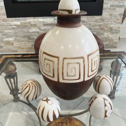 Hand Painted Center Pieces 