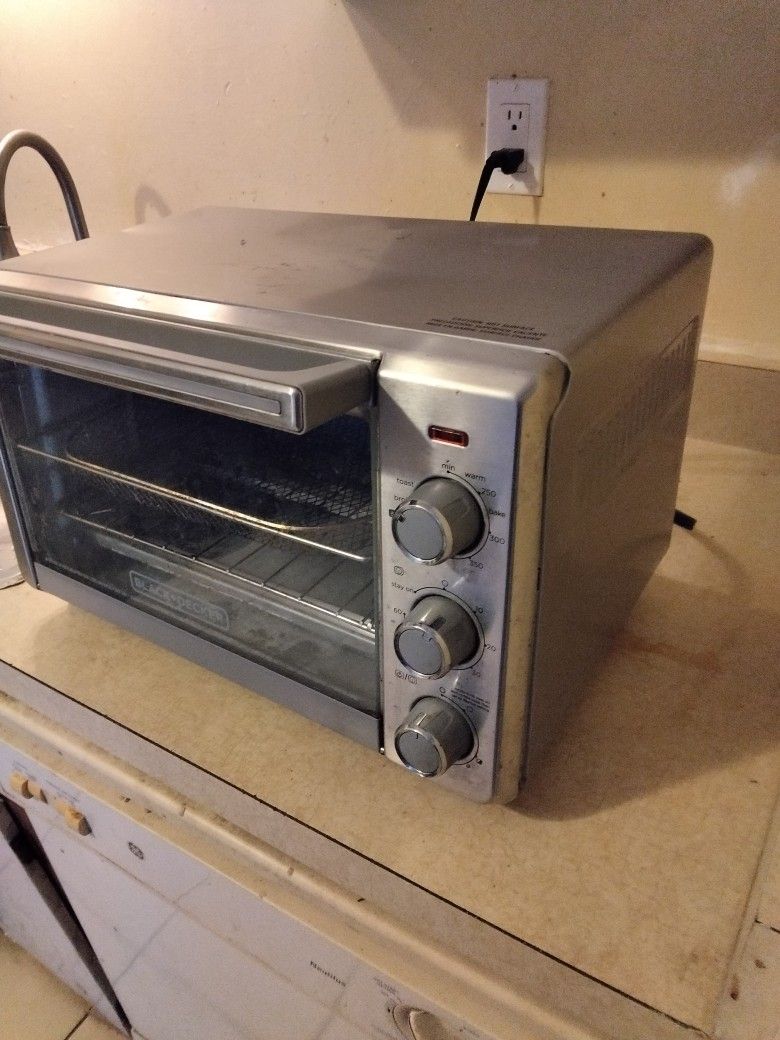 Very Nice Works Excellent Black & Decker Air Fryer / Broiler / Toaster Oven