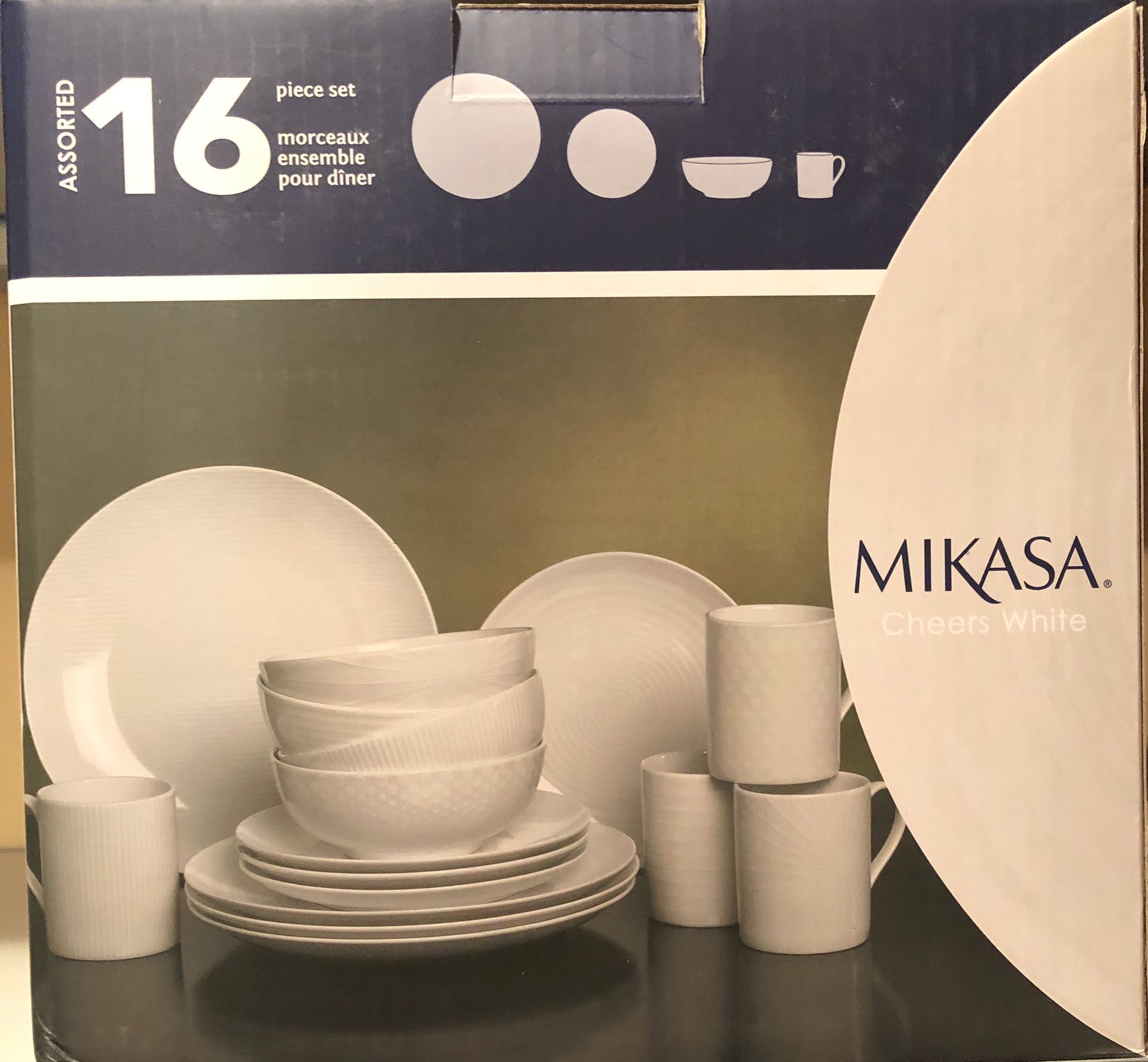 Mikasa 16 Piece Cheers Dinnerware Set, White