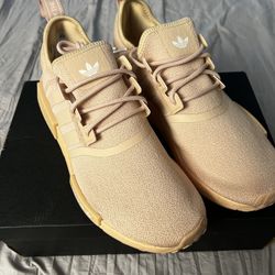 New Women’s Adidas NMD R1 Size 10