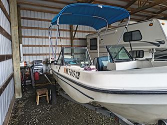 1978 Rendova 15 ft with motors