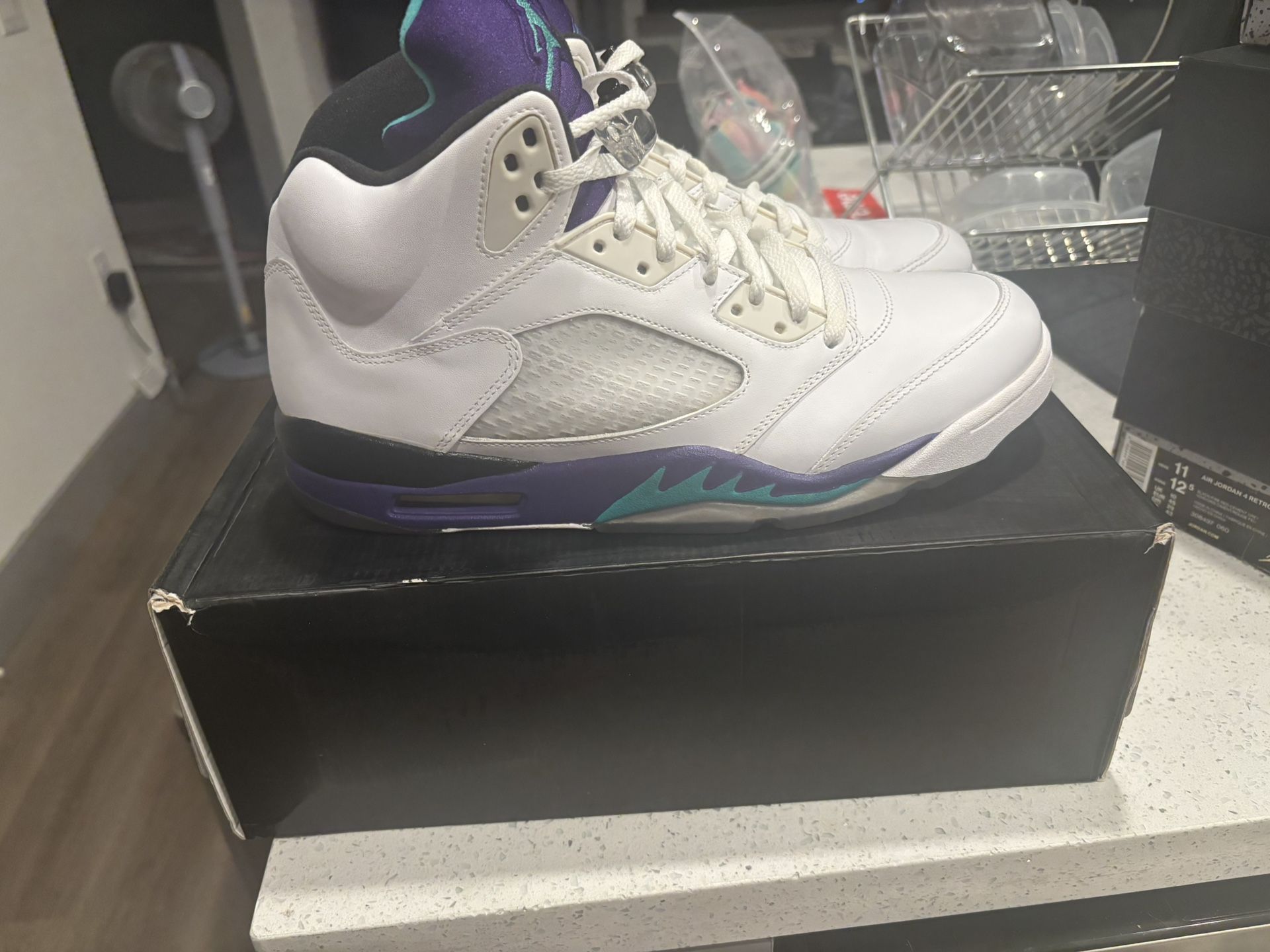 Jordan 5 Grape 2013 Like New