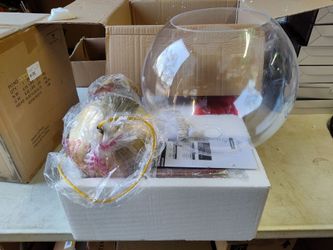 Hunter Lighting xidane Chandelier pendant light fixture with 12" clear glass globe in gold, few available