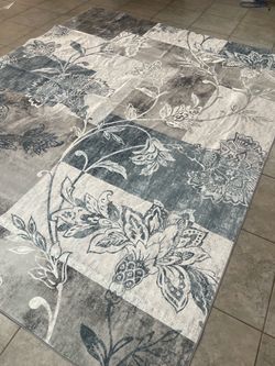 Large Floral Area Rug Gray and White - 8x10 feet - E221
