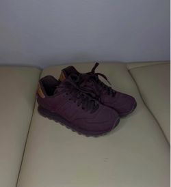 New Balance Burgendy