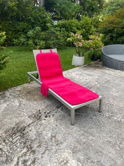 Hawaiian Tropic Memory Foam Lounge Chair Cover - Virtual Pink