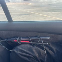 Revlon Straightener, Black And Red