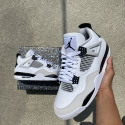 Jordan 4 Military Black Sz 11.5